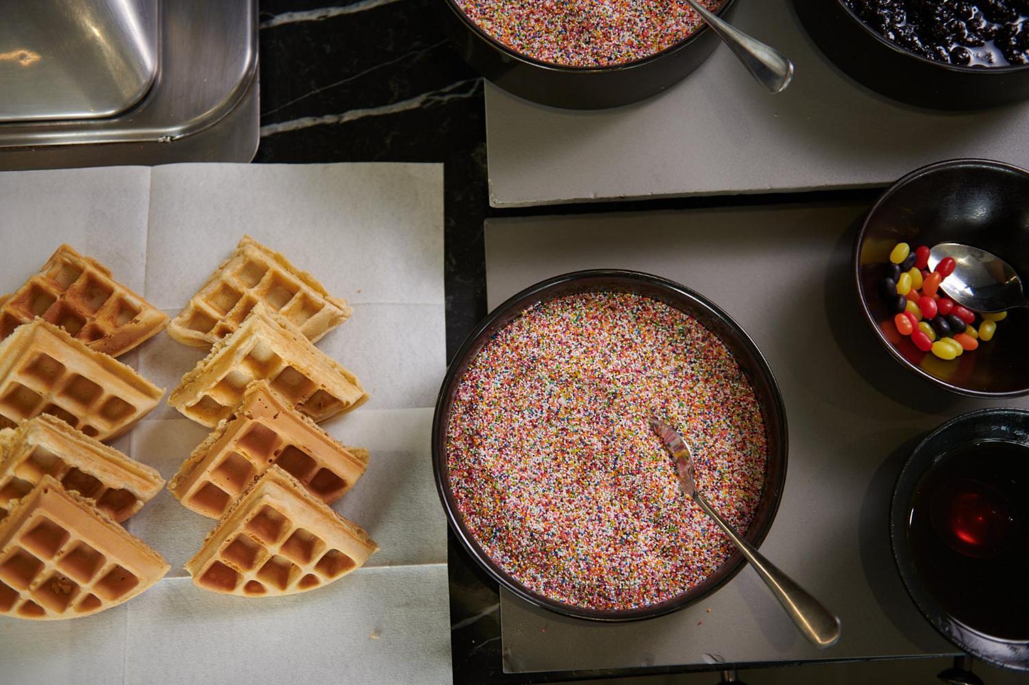 Hotel The Capital Zimbali à Ballito Extérieur photo Belgian waffles